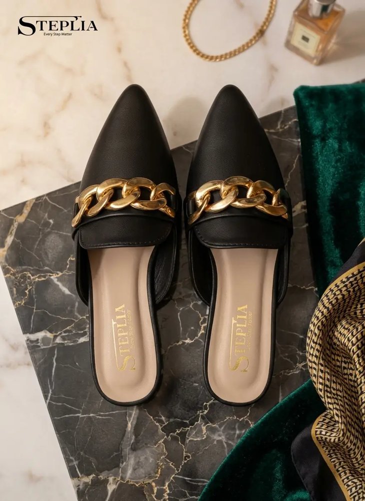 Women's Black Rexine Fancy Pumps