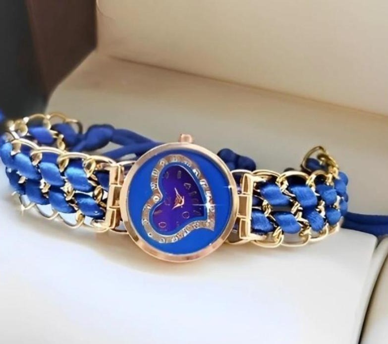 Women's Blue Heart Dial Quartz Watch with Chain Strap